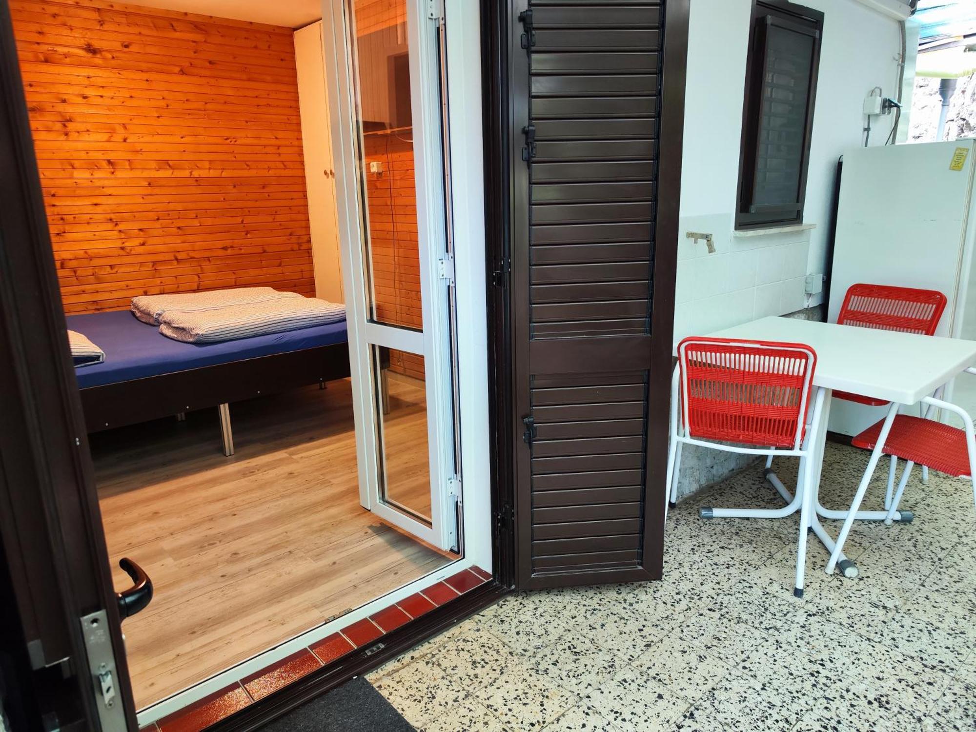 Apartments Pika Krk Town Eksteriør bilde